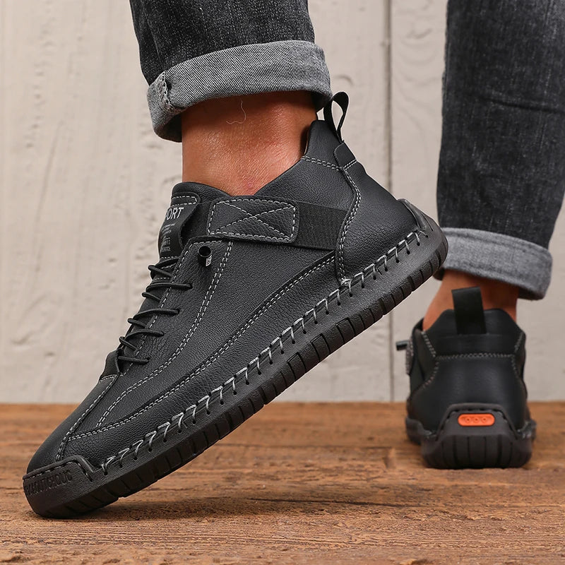 Brand Men's Flat Bottomed Outdoor Sports Lightweight Loafers Soft Sole Breathable New Casual Walking High-quality Driving Shoes