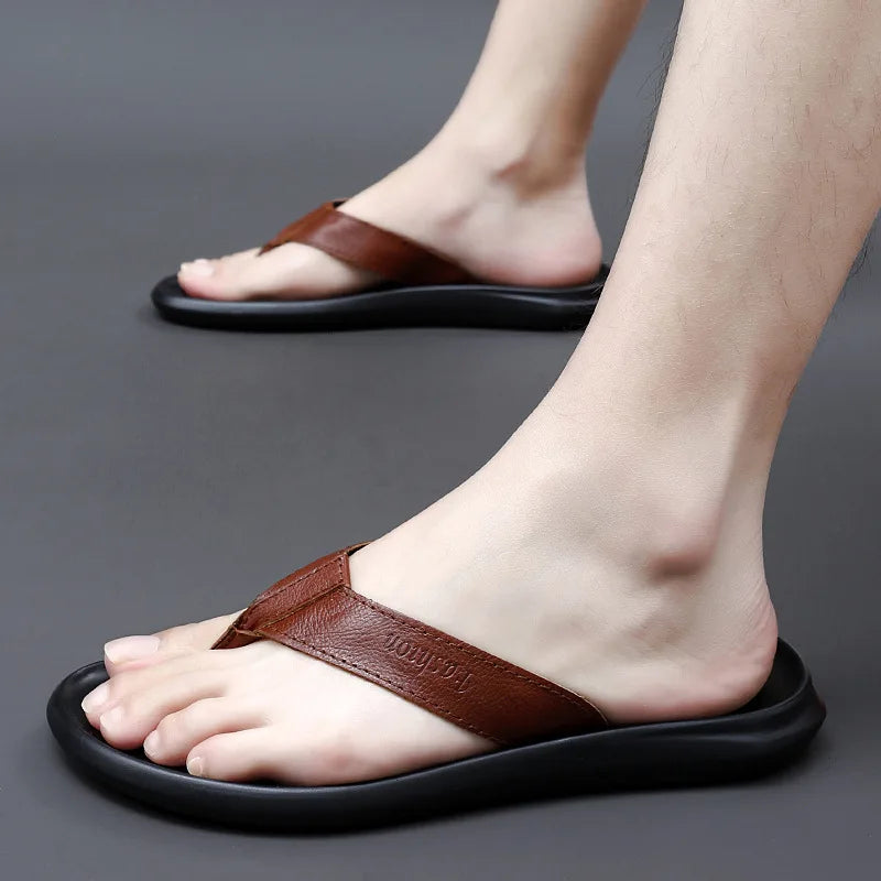 Men'S Genuine Leather Slip-On Flat Flip Flops Classic Round Toe Slip-On Soft Bottom Clip Toe Male Slide Sandals Summer Leisure P