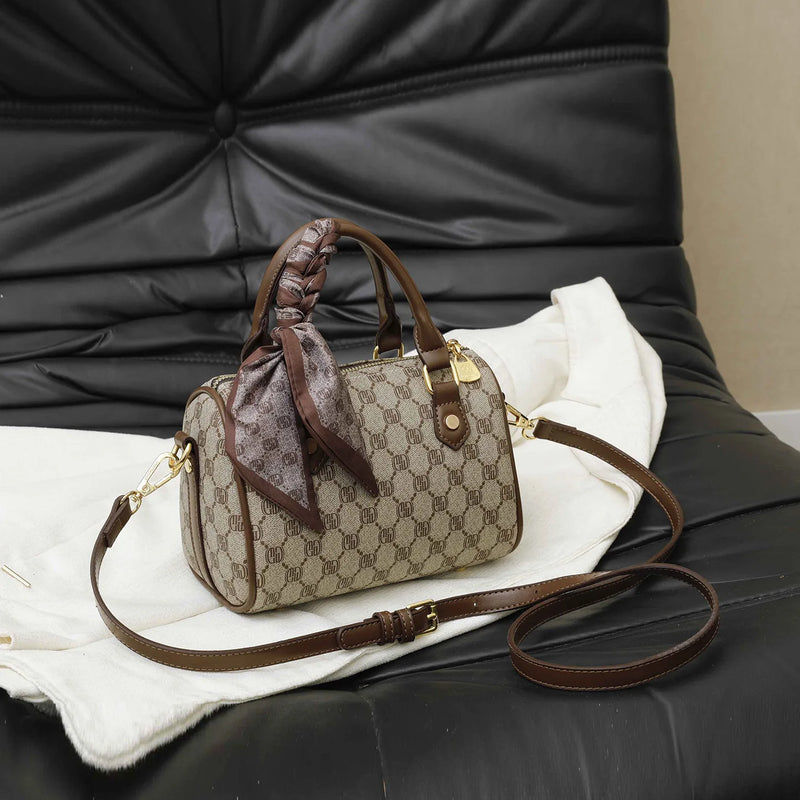 Premium Boston bag pillow bag women's retro European station crossbody texture shoulder crossbody bag