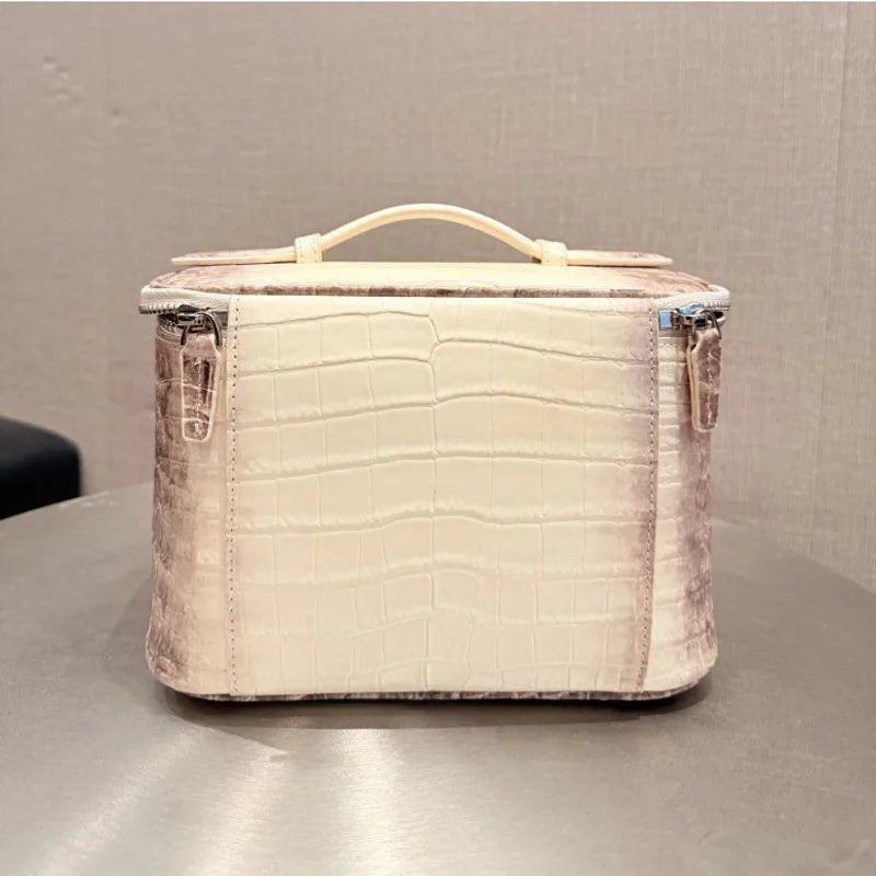 High quality crocodile patterned top layer cowhide makeup bag for women's travel, portable toiletry bag, practical storage bag