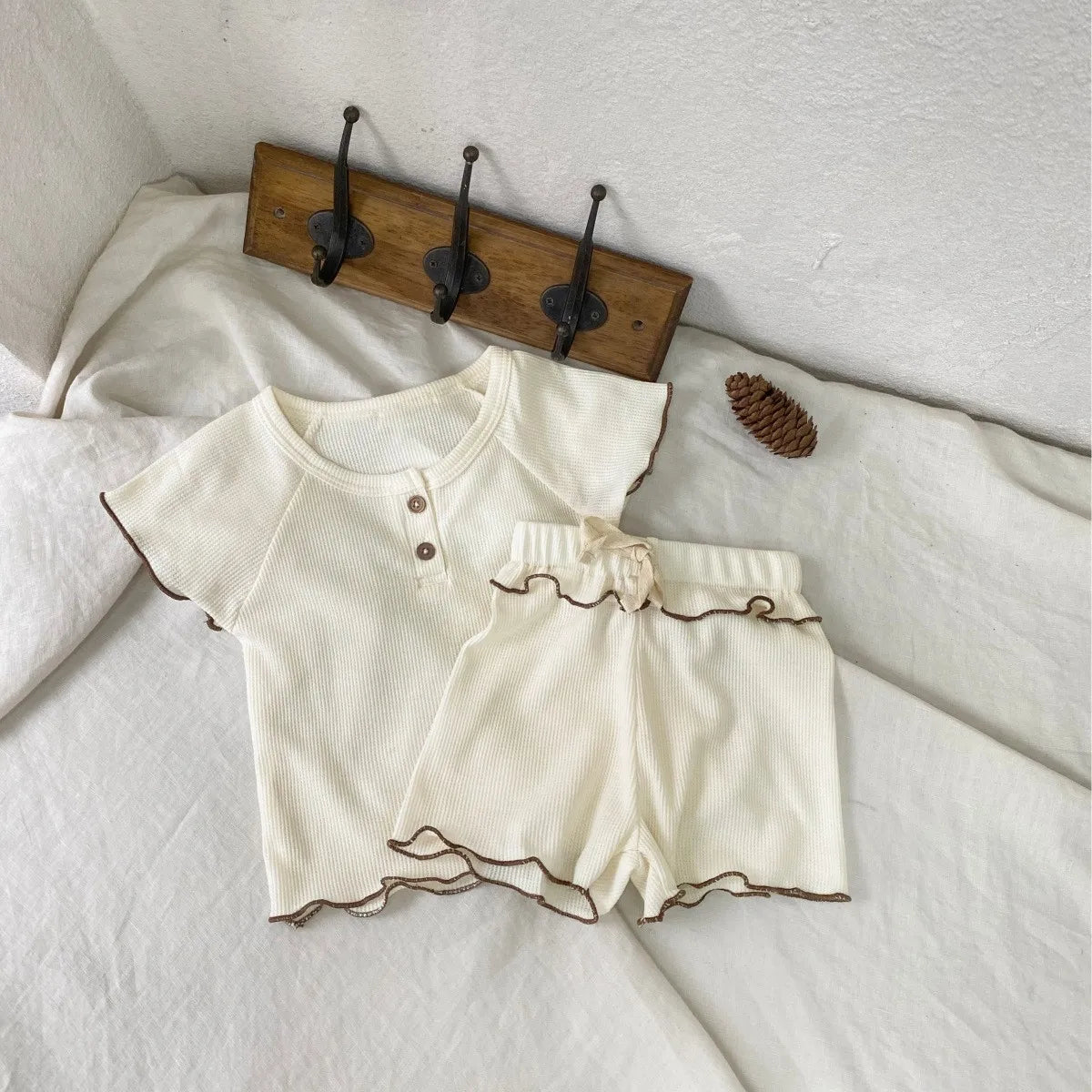 TZ2626 New Girls' Short-Sleeved Summer Style Baby Waffle Wave Edge Short-Sleeved T-Shirt+Shorts Two-Piece Set
