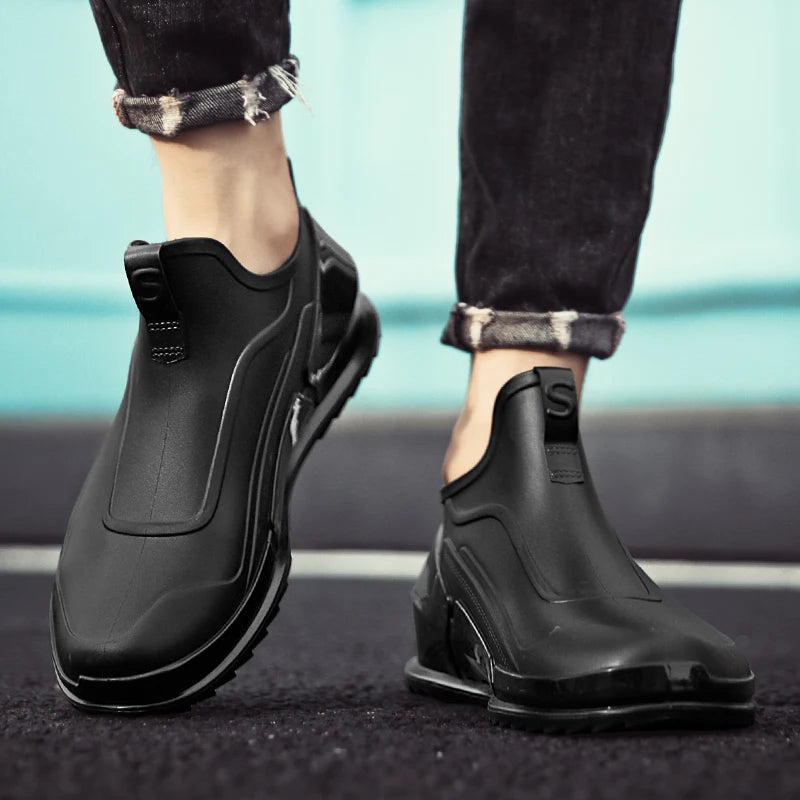Men's rain shoes four seasons new soft sole anti-slip waterproof outdoor casual fishing water shoes chef kitchen work rain boots