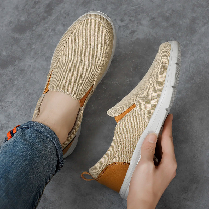 Men Casual Shoes Canvas Breathable Loafers Men 2024 New Male Comfortable Outdoor Walking Shoes Classic Loafers Men Sneakers