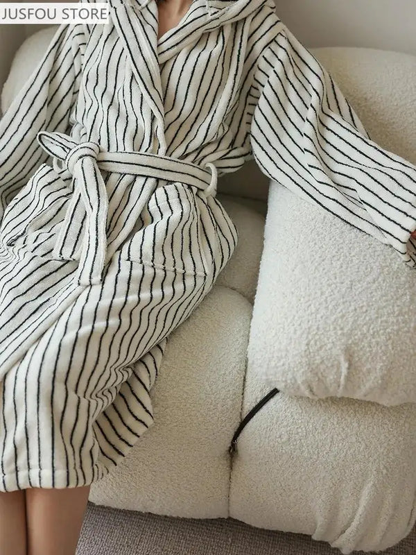 Retro Plaid Cotton Bathrobe Super Soft Absortion Hooded Loose Bath Robe Coat Towel V Neck Warm Sleepwear Robes Women Homewear