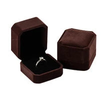 Huitan Velvet Box for Rings/Earrings/Necklaces/Bracelets Simple Classic Engagement Wedding Packaging - Visuel 11 | SAMAG