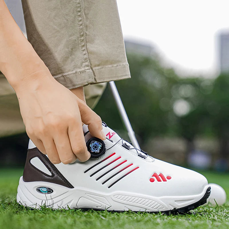 A Pair of Men's Fashionable, Versatile, Breathable, Comfortable, Soft-Soled, Lightweight Golf Shoes