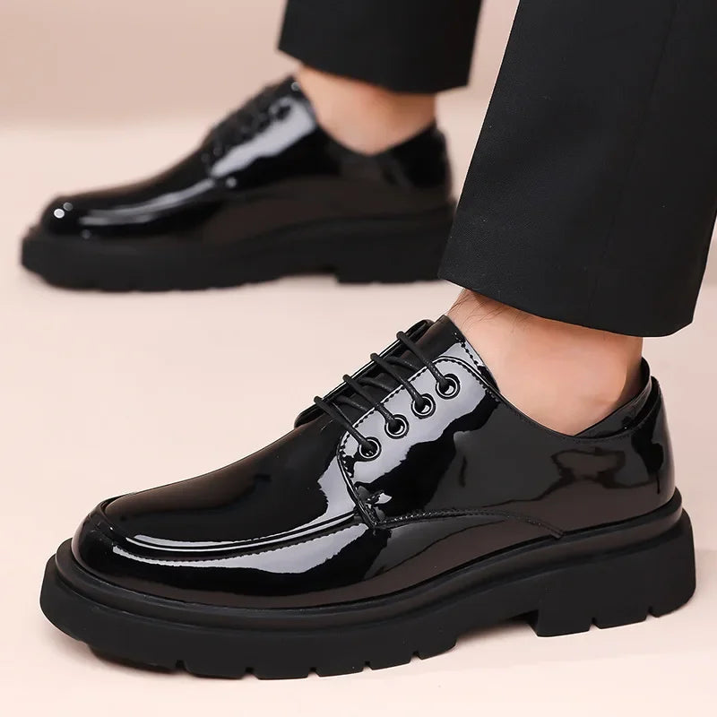 2025 Autumn Patent Leather Men's Business Formal Tie-Up Shoes Safety Professional Bata Breathable Men's Shoes botas para hombre