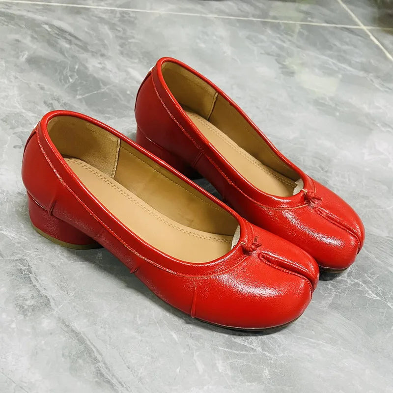 Spring Summer Microfiber Leather Split Toe Women Pumps Fashion Pleated Designer Low Heeled Tabi Soft Soles Loafers Casual Shoes
