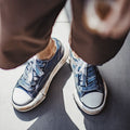 Maden Men's American Retro Running Street Sneakers Washed Denim Canvas Low-Tops with Thick Cushion Sole for Summer Street Style
