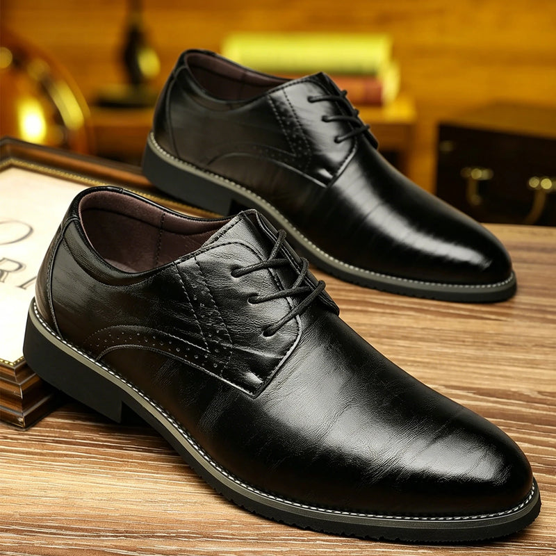 QRLQRL High Quality Mens Classic Black Comfortable Oxford Shoes  Men's Cowhide Carved Business Banquet Casual Leather Shoes