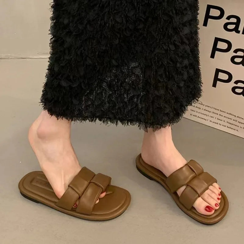 Women's Summer Outdoor Sandals Soft Bottom Flat Slippers Beach Casual Fashion Crystal Pad PVC Material Breathable Slip-On Shoes