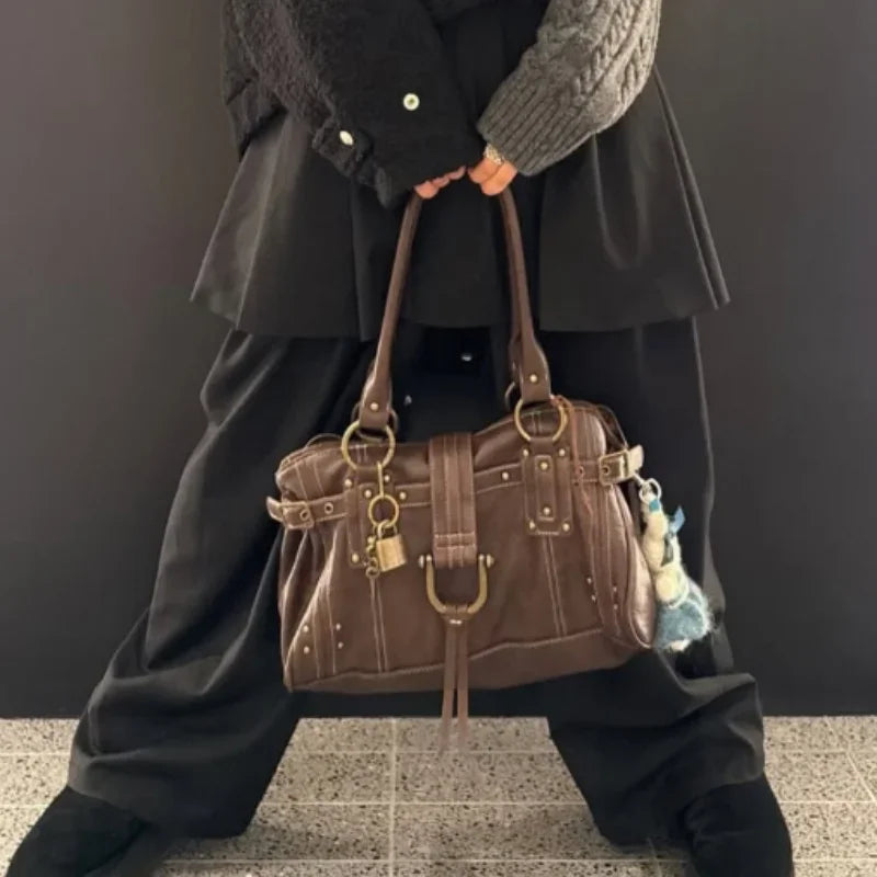 Vintage Rivet Large Capacity Commuter Tote Bag Underarm Shoulder Handbag Luxurious Studded Buckle Design Street Style Hobo Purse