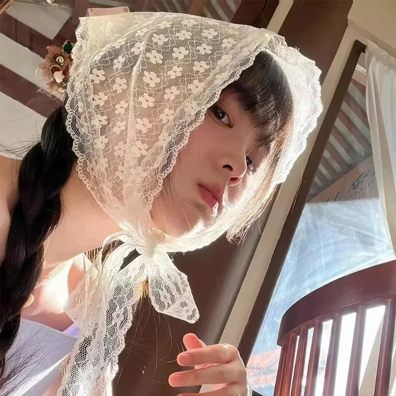 Lace Flower Elegant Temperament Lace Women Flower White Sweet Triangle Scarf Thin Breathable Ribbon Artistic Style Travel Photo