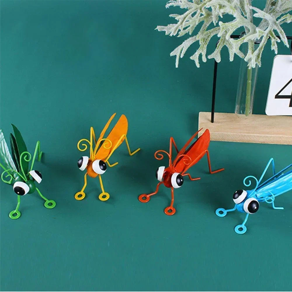 Garden Cute Metal Grasshopper Statue Decoration Outdoor Tree Wall Art Garden Grasshopper Statue Decoration Courtyard Backyard