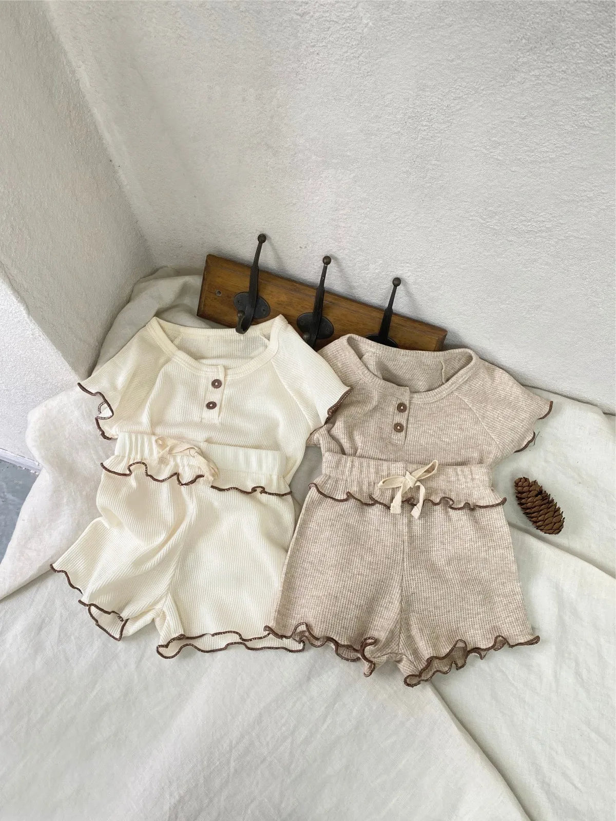 TZ2626 New Girls' Short-Sleeved Summer Style Baby Waffle Wave Edge Short-Sleeved T-Shirt+Shorts Two-Piece Set