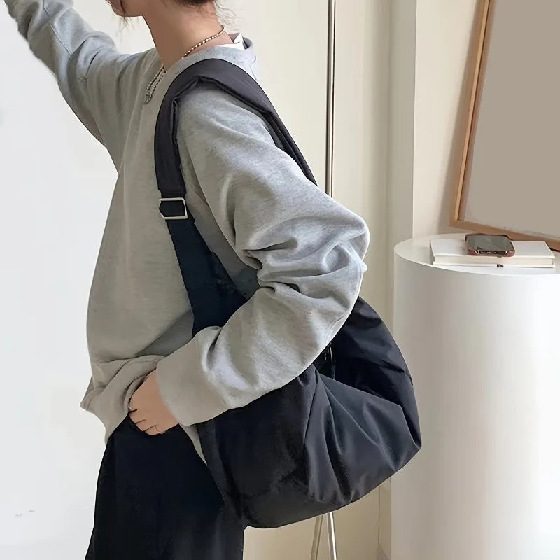 Minimalist Crescent Nylon Crossbody Bag Casual Hobo Sling Bag Lightweight Spacious Fold Dumpling Bags for Men Women Travel Daily