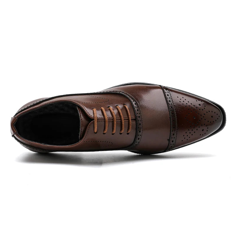 Oxfords Men Shoes Red Sole Fashion Business Casual Party Banquet Daily Retro Carved Lace-up Brogue Dress Shoes