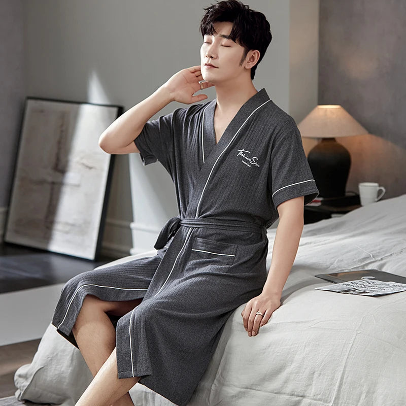 Fashion Bathrobe New Style Thin Cotton Knited Men Robes V Neck Mens Sexy Sleepwear Summer Male Kimono Short Sleeve Pajamas L-4XL