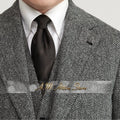 Grey Exquisite Men 3pcs Suit Herringbone Peak Lapel Jacket Vest Pants Set for Wedding Prom Graduation Birthday Party Father Gift