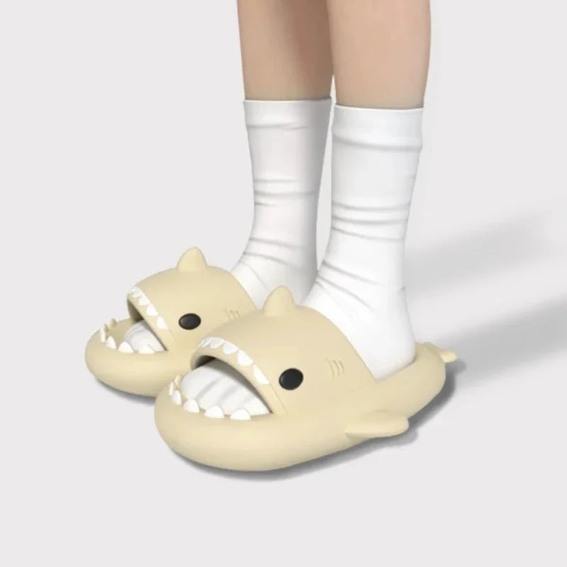 New Shark Flip Flops Women Slippers Eva Summer Couple Slides Men Outdoor Beach Sandals Slippers For Home House Shoes