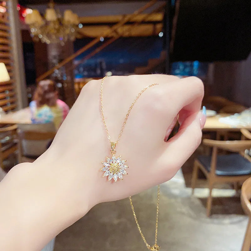 1/6/12pcs Festival Christmas Bracelets Imitation Pearl Santa Claus Xmas Tree Pendant Party Jewelry Gifts for Girls Kids Adult