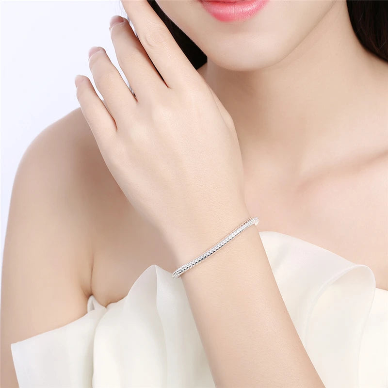 Suyixian 925 Sterling Silver 3mm Snake Chain 8 Inches Basis Bracelet For Woman Charm Wedding Engagement Fashion Party Jewelry