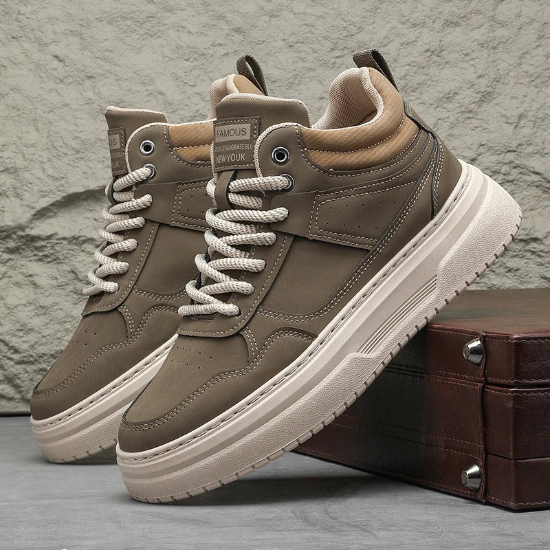 Men's shoes four seasons breathable soft-sole non-slip casual shoes fashion youth Joker flat shoes Thick sole sports board shoes