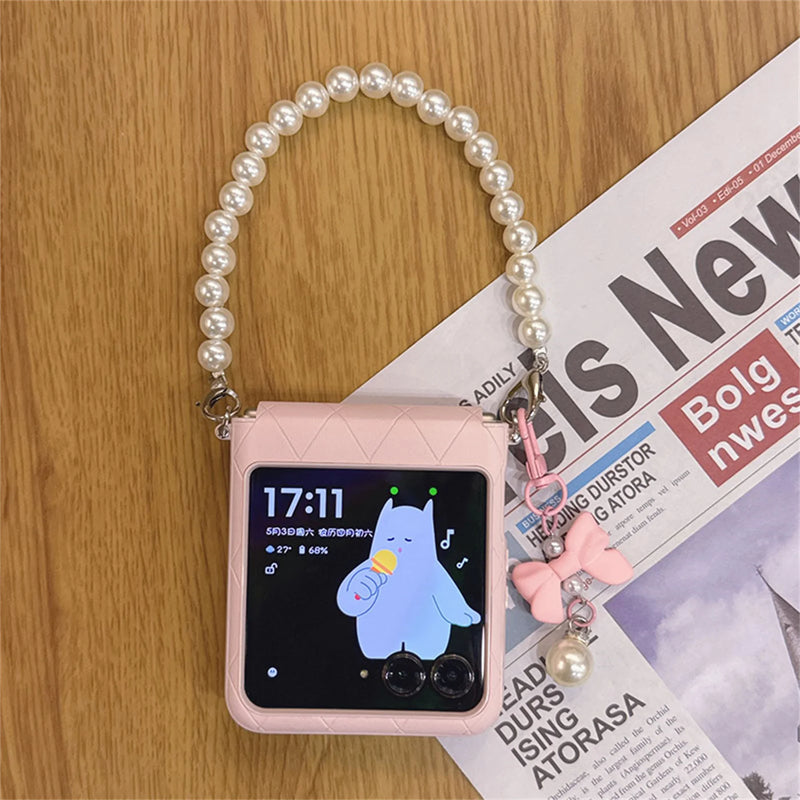 Luxury Glitter Diamond Check Phone Case With Bow Pendant Leather Strap for Motorola Razr 60 Ultra Razr2025 Razr 50Ultra Cover