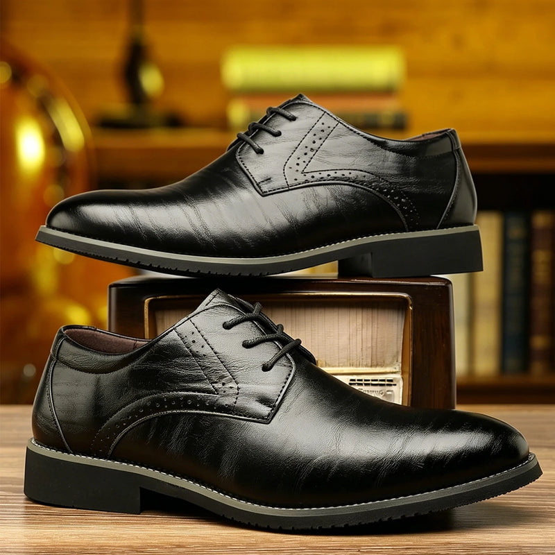 QRLQRL High Quality Mens Classic Black Comfortable Oxford Shoes  Men's Cowhide Carved Business Banquet Casual Leather Shoes
