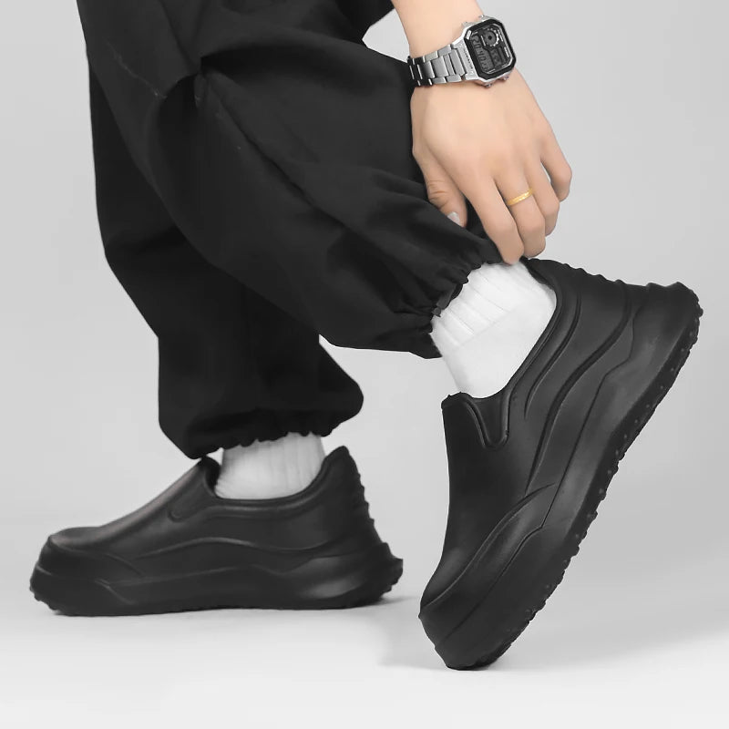 Hotel chef shoes summer new light waterproof non-slip oil-proof kitchen work shoes men's fashion casual EVA outdoor walking shoe