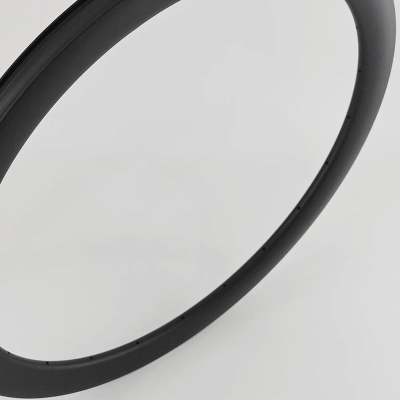 700C Road Bike 28mm Wide Carbon Rim Clincher Tubeless - View 3 | SAMAG