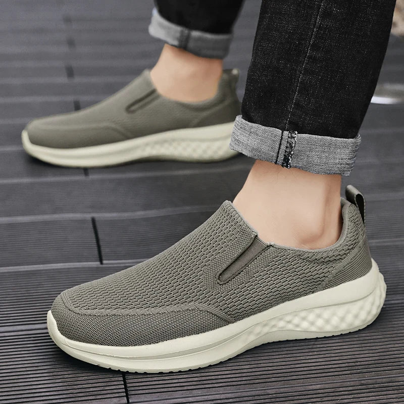 Brand Men Casual Shoes Fashion Men's Sneakers Breathable Men Walking Flat Shoes Outdoor Large Size Light Men's Shoes Loafers