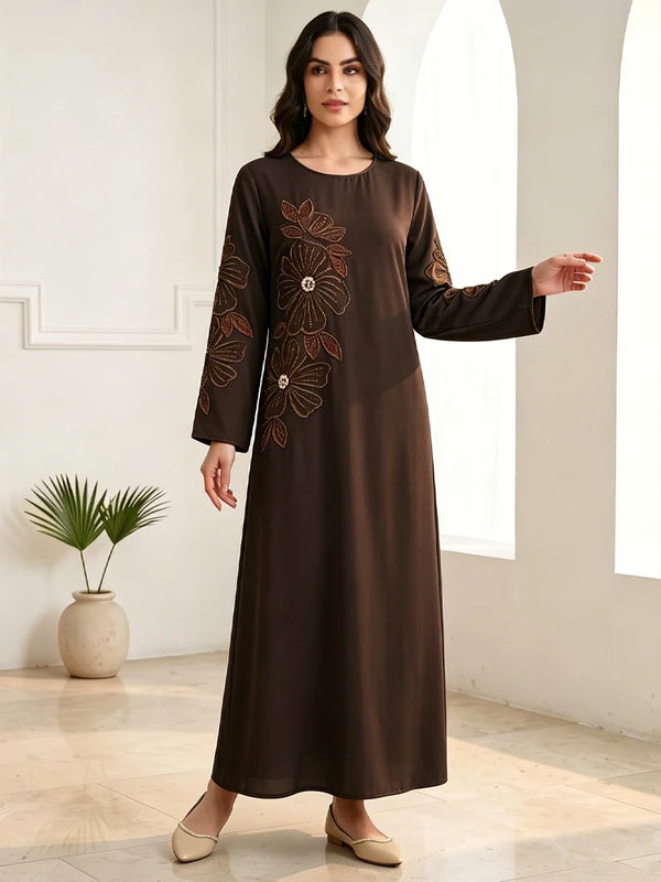 Aiyu Nuex Women's Traditional Dresses and Abayas | SAMAG
