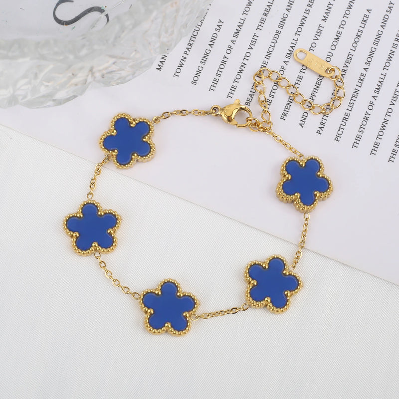 Light Luxury Stainless Steel Hot Sale Black and White Shell Five Leaf Flower Bracelet Simple Woman Fashion Daily Party Jewelry C