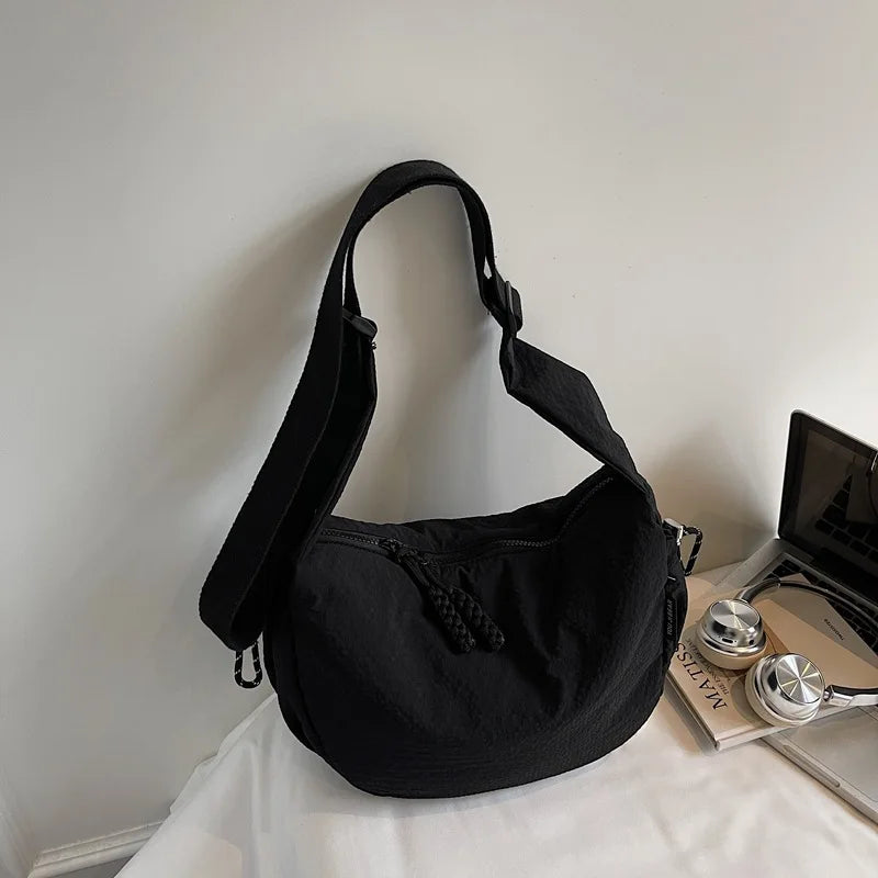 New Women Texture and Versatile Hobo Bags Large Capacity Crossbody Bags Fashion Casual Simple Storage Bags for College Students