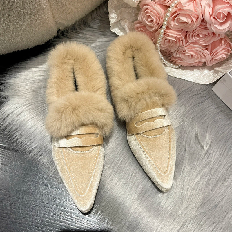 Women Luxury Velvet Mules Pointy Toe Slip-on Fur Sandals Ladies New Brand Design Outdoor Furry Slides Evening Party Heeled Shoes