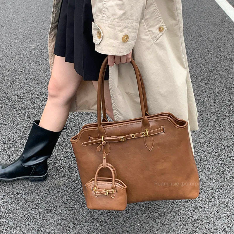 LEFTSIDE Big PU Leather Short Handle Shoulder Bag for Women 2025 Winter Luxury Tote Bag Lady Designer Retro Handbags and Purses