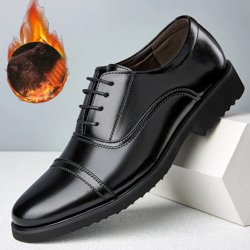Men Formal Shoes Wear-resistant Sole Fashion Business Party Banquet Retro Carved Lace-up Men Brogue Dress Size 48 Wedding Shoes