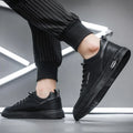 Men's flat casual shoes Four season new breathable lightweight soft-soled outdoor walking shoes student white sports board shoes