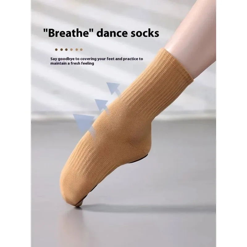 Cat Paw Dance Socks Cotton Non Slip Leather Sole Soft Elastic Ballet Chinese Dance Training Anti Skid Breathable Practice Modern