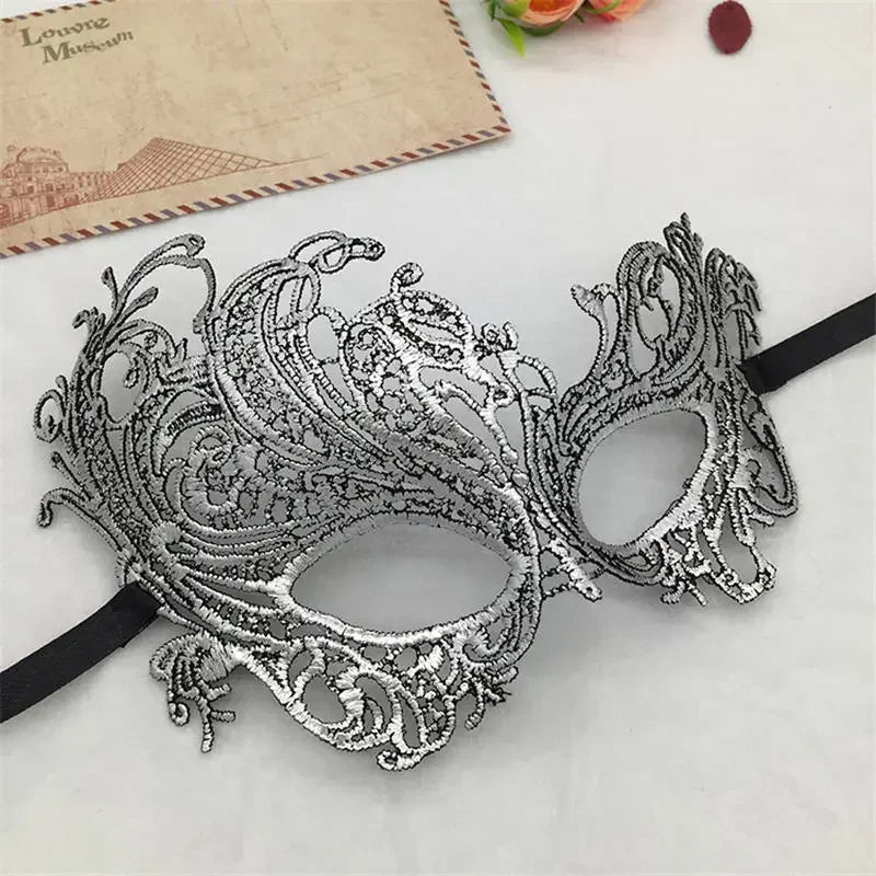 Women's Sexy Half Face Animal Lace Party Mask for Halloween Masquerade Cosplay Party Supplies Ladies Anime Eye Masks Silver