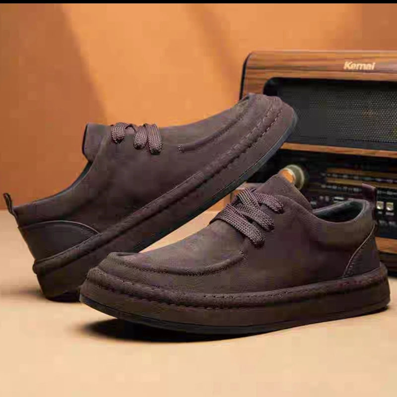 Men's Shoes Are Fashionable Brown Casual Shoes Made of Durable Suede Material Comfortable Walking Shoes Suitable for Daily Wear