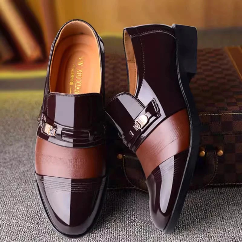 Mens Formal Two Tone Patent Leather Loafers Pointed Toe Slip On Shoes With Metal Buckle Low Heel Comfortable Non Slip Breathable