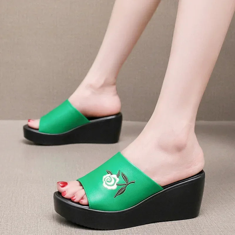 6cm Small Size 32-43 Comfortable Floral Embroider Wedges Slippers 2026 Women's Med Heels Platform Slides for Office Beach Mom