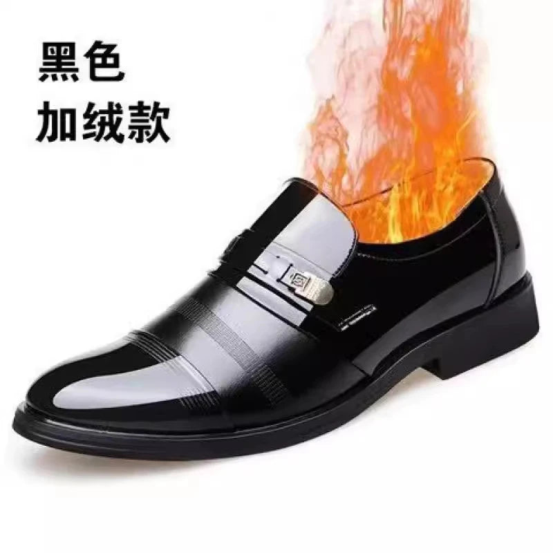 Mens Formal Two Tone Patent Leather Loafers Pointed Toe Slip On Shoes With Metal Buckle Low Heel Comfortable Non Slip Breathable