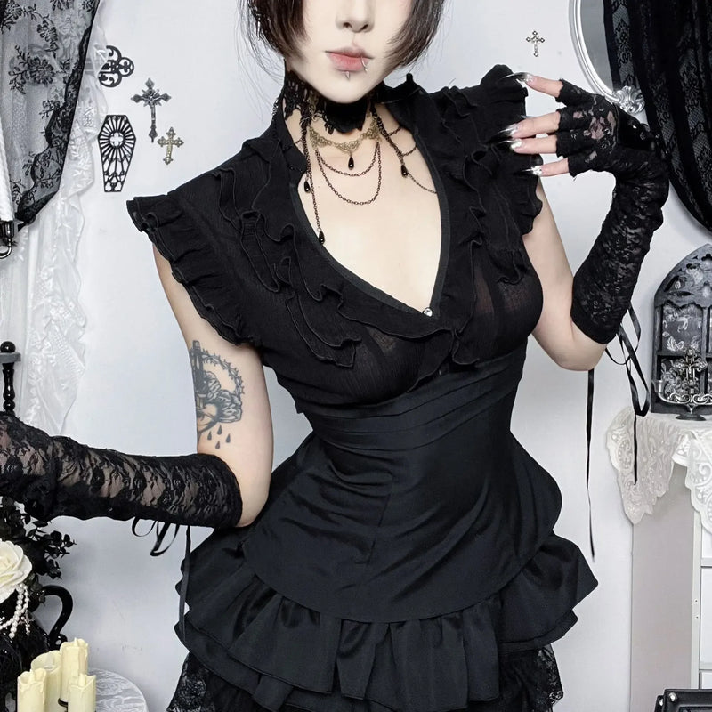 Summer American Dark Goth Vintage Vest Women's V Neck Flying Sleeve Slim Palace Top Y2K Jirai Kei Yami Kawaii Vest Chic Harajuku