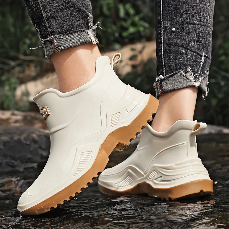 Men's Ankle Rain Boots Outdoor Waterproof Men Rain Shoes Anti-Slip Wear-resistant Men Kitchen Water Shoes Fishing Rubber Shoes
