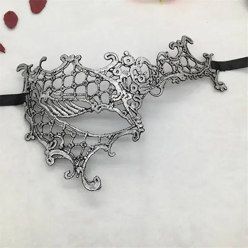 Women's Sexy Half Face Animal Lace Party Mask for Halloween Masquerade Cosplay Party Supplies Ladies Anime Eye Masks Silver