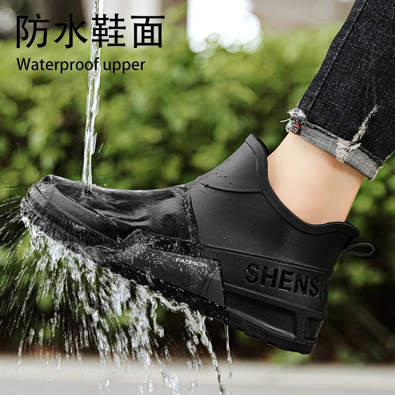 Low-cylinder Rain Shoes for Men and Women Outdoor Fishing Waterproof Shoes, Stylish Style for Outdoor Wear, Men Rain Boots