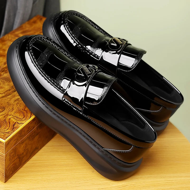 New Arrival Mens Driving Loafers Thick Bottom Summer Casual Shoes Leather Moccasins Breathable Slip on Boat Shoes Business Flats